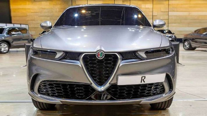 Alfa Romeo різко вийшла з авторинку ALFA ROMEO