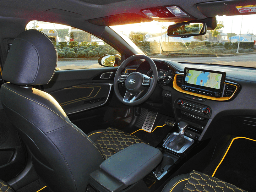 Інтер'єр Kia XCeed