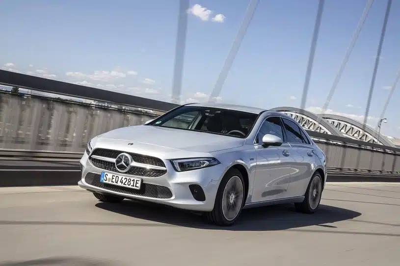 Гібрид А 250 е від Mercedes вже доступний у салонах Mercedes A 250 e