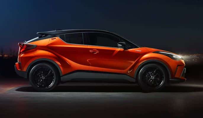 Стартували продажі оновленого кросовера Toyota C-HR Toyota C-HR