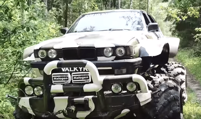 В мережу виклали дані гібриду ГАЗ-66 і BMW 7 Valkyrie 766