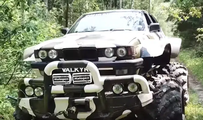 В мережу виклали дані гібриду ГАЗ-66 і BMW 7 Valkyrie 766