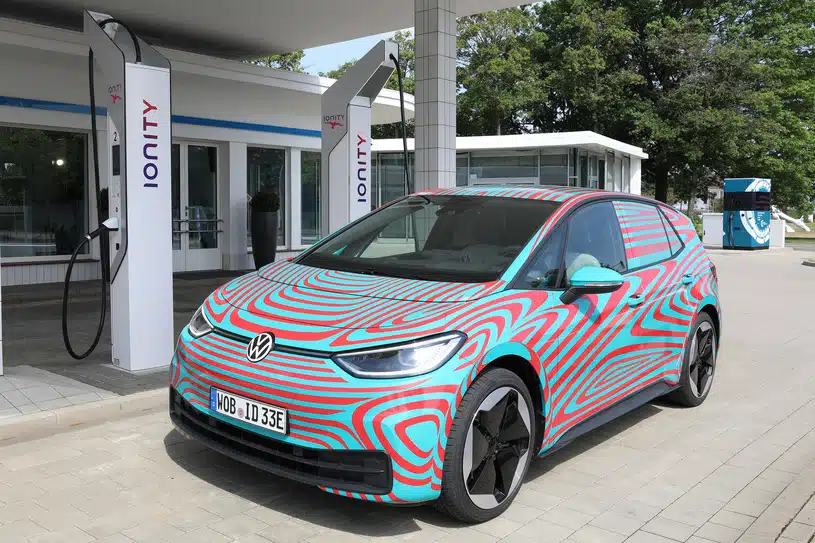 Попередніх замовлень Volkswagen ID.3 уже 30 тисяч Volkswagen ID.3