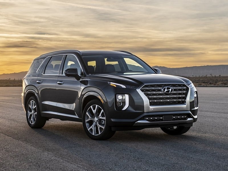 Hyundai готує випуск седана і позашляховика HYUNDAI