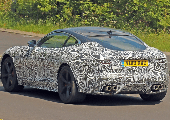 Сьогодні очікується презентація нового Jaguar F-Type Jaguar F-Type