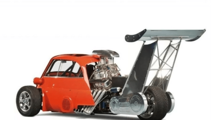 Міні-BMW отримав двигун від Chevrolet на 730 кінських сил BMW Isetta на 730 к.с.