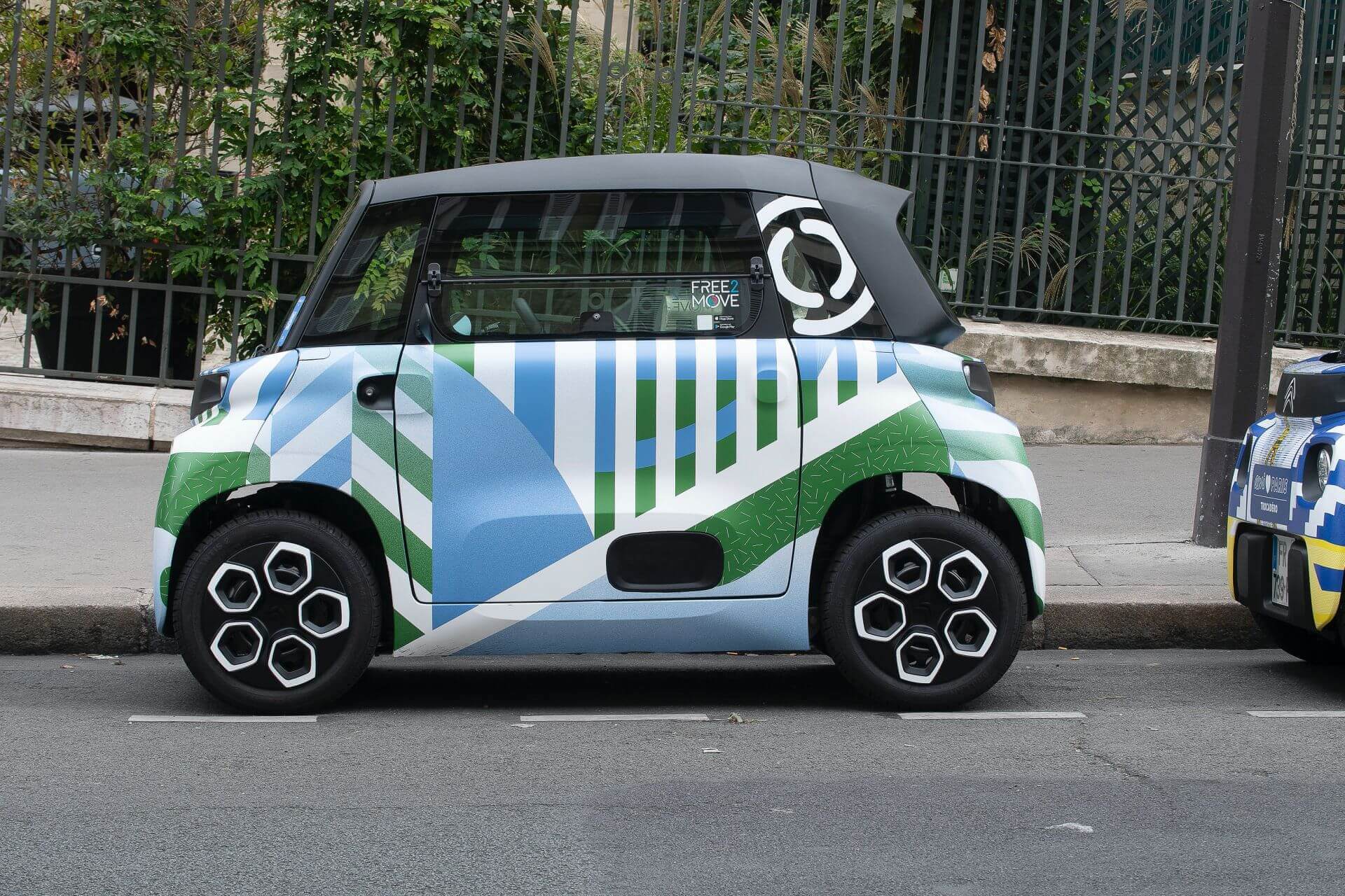 В Украине будут продавать городской электрокар Citroen Ami Citroën Ami