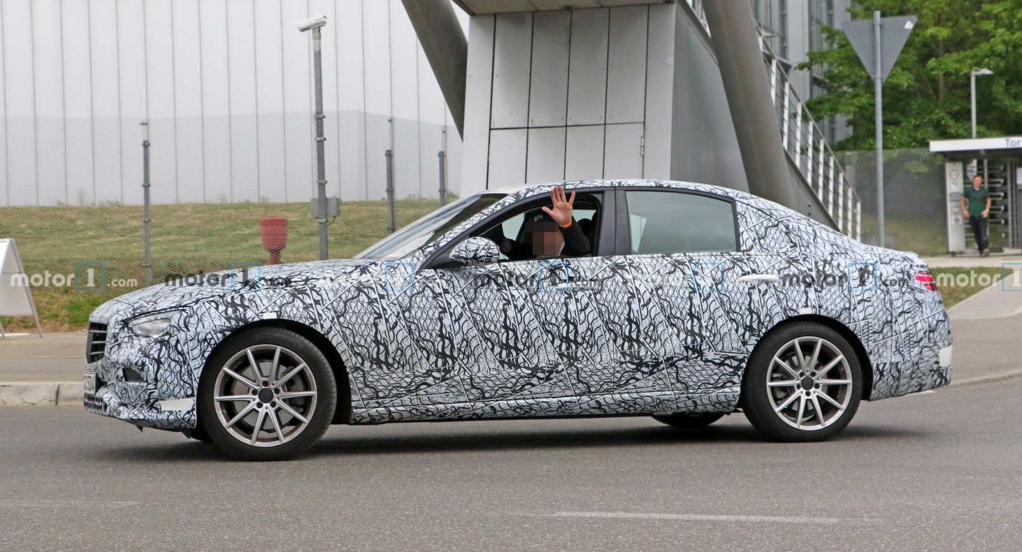 Mercedes-Benz закриває один із своїх заводів Mercedes-Benz C-Class