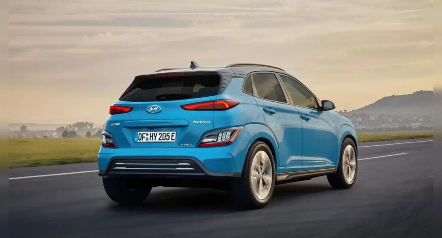 Стало відомо, що надійніше: звичайна машина чи електромобіль Hyundai Kona Electric