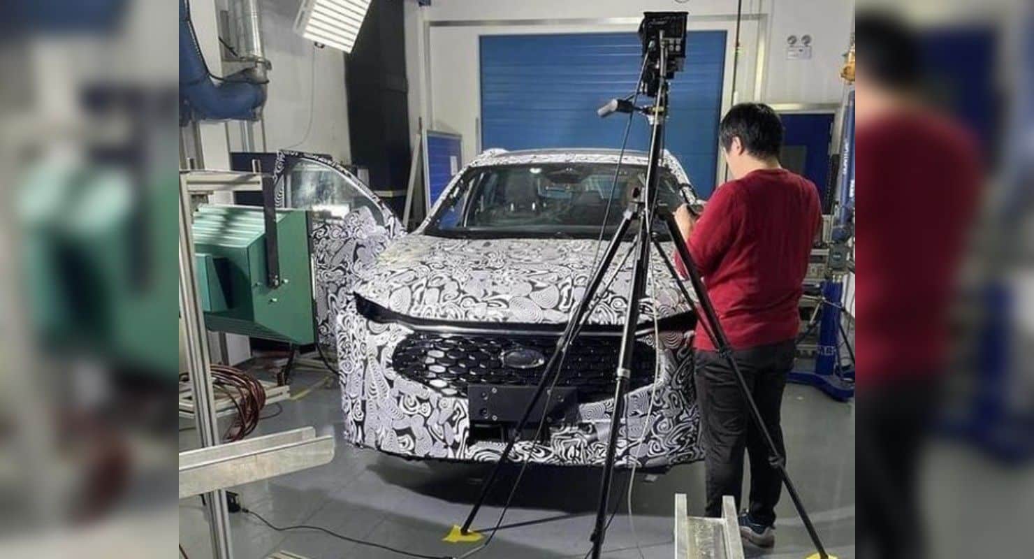 Новий крос-універсал Fusion Active вперше показали на фото Ford Fusion Active універсал