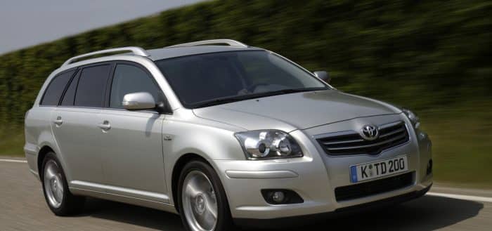 Експерти не рекомендують купувати ці авто на вторинному ринку Toyota Avensis