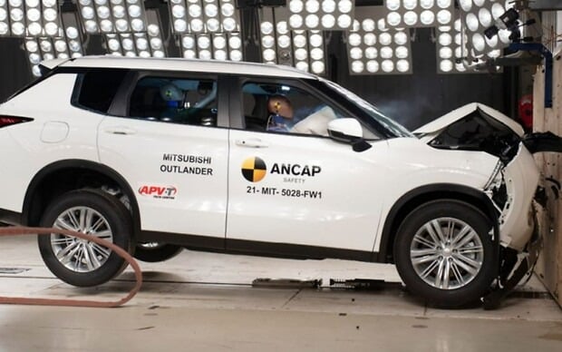 Кроссовер бренда Mitsubishi стал самым безопасным для детей