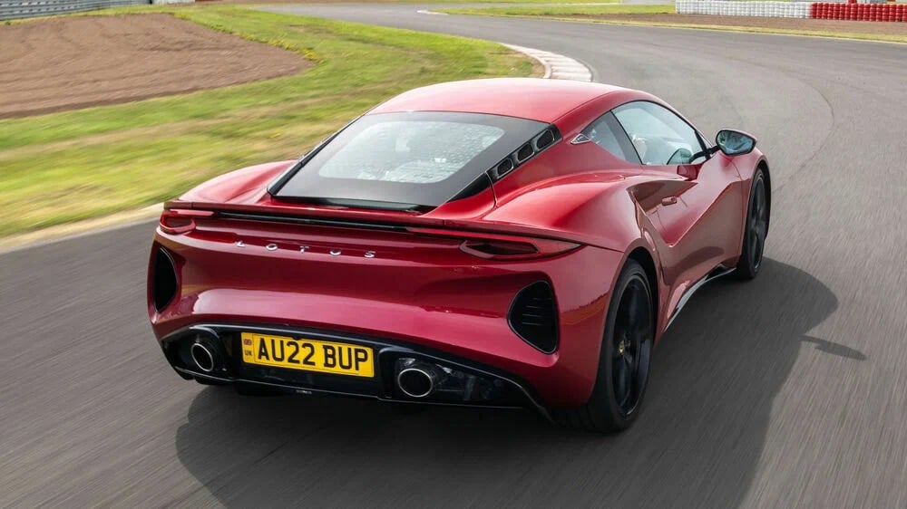 Lotus Emira