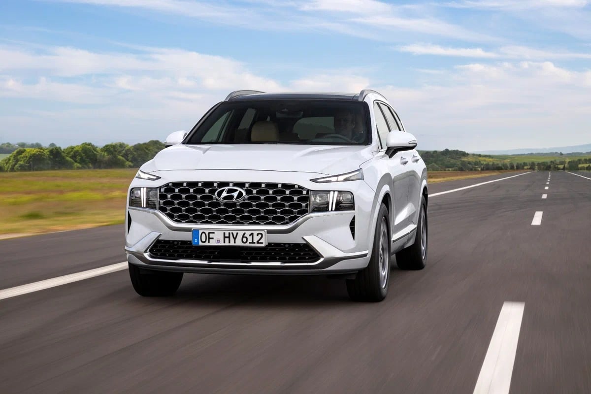 Чим може сподобатись українцям кросовер Hyundai Santa Fe четвертого покоління Hyundai Santa Fe 2022