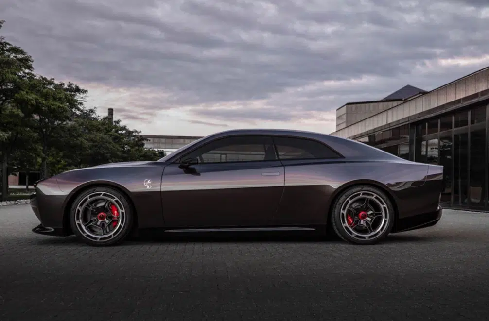 5 електромобілів, які підкорять ринок у 2024 році Dodge Charger Daytona SRT