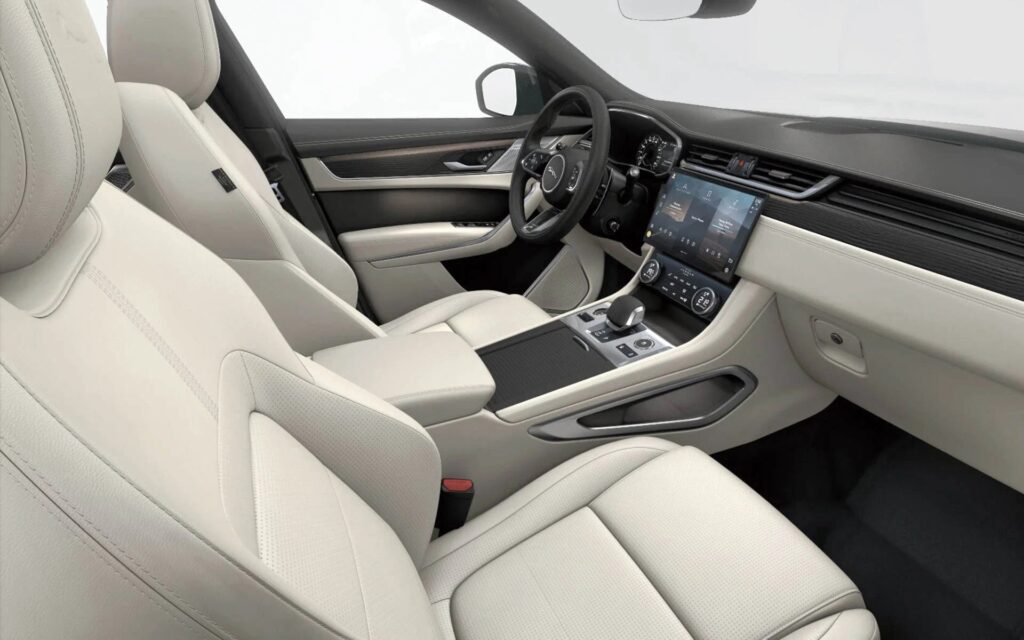Jaguar F-Pace R-Dynamic Black Curated