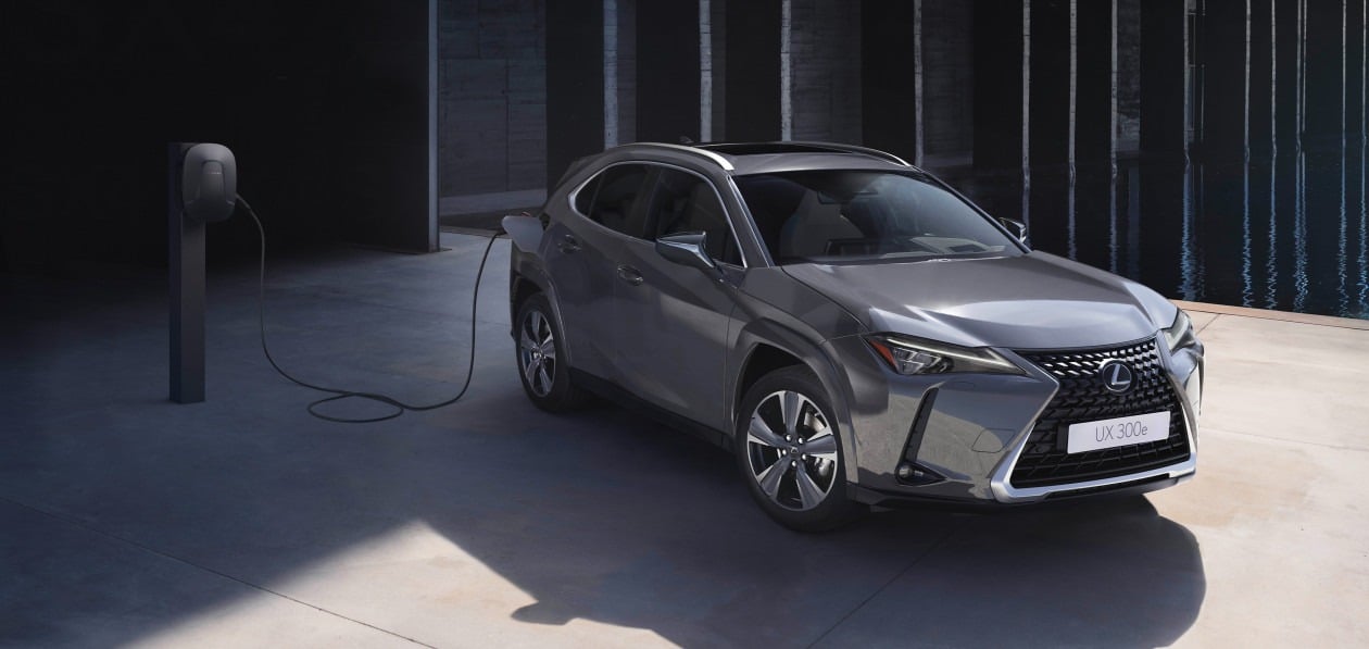 Електричні автомобілі за рік подорожчали на 9 відсотків Lexus UX 300e