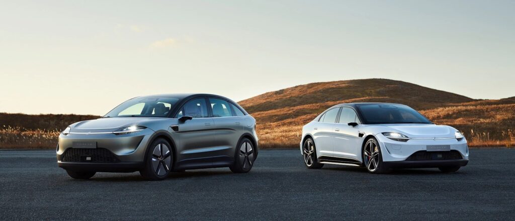 Sony Vision S і Vision S 02