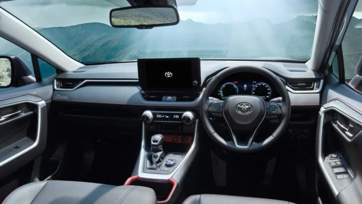 Toyota RAV4 Adventure Offroad package II салон