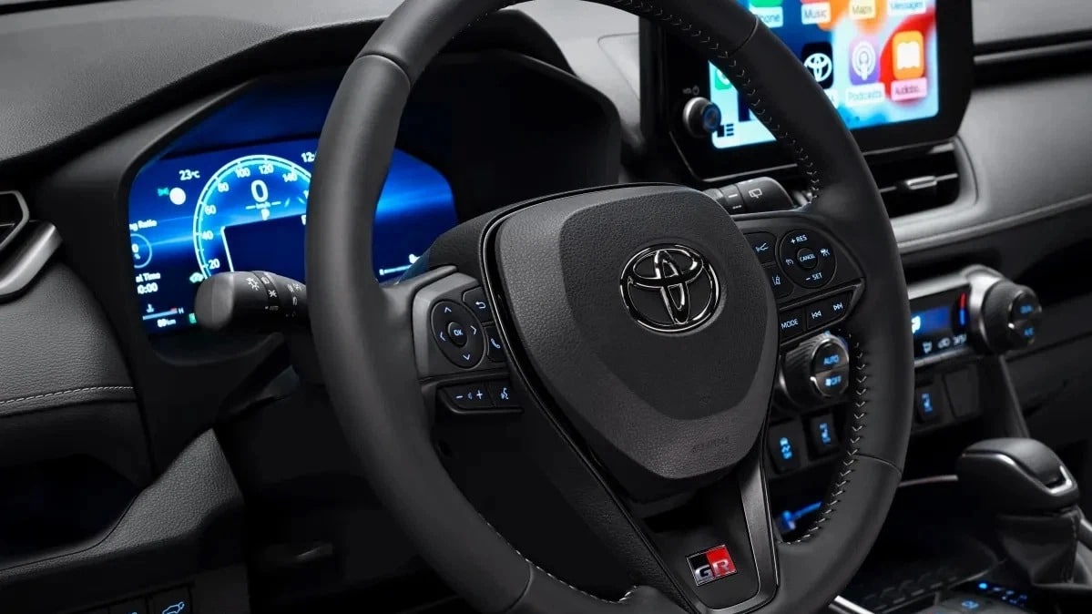 Toyota готує випуск спортивної версії кросовера RAV4