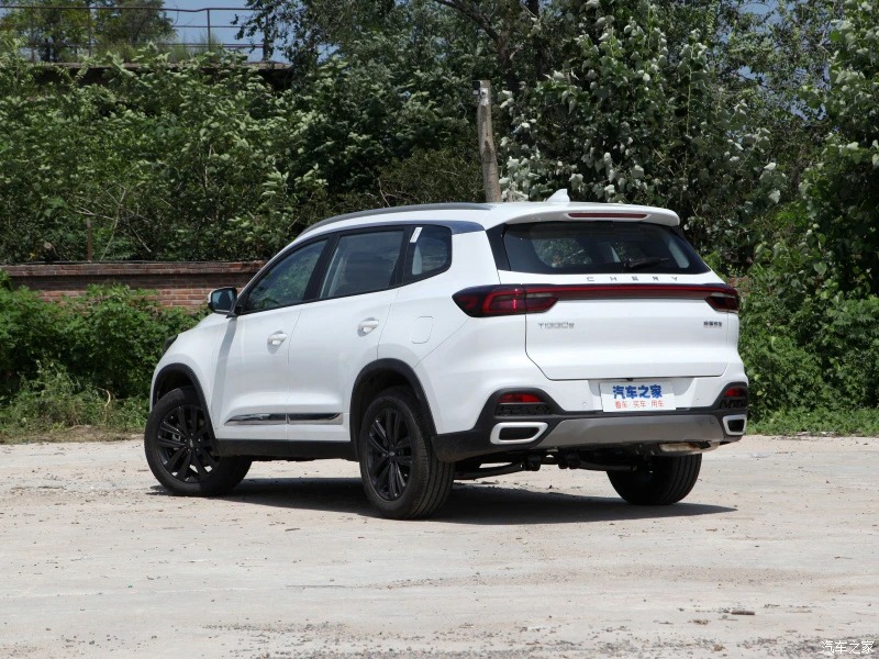 Оновлений конкурент Mazda CX-9 вийшов на ринок: розпочався продаж спортивного Chery Tiggo 8 Chery Tiggo 8 2023