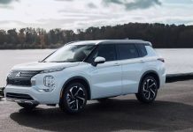 Mitsubishi Motors починає продаж нового гібридного кросовера Outlander Mitsubishi Outlander PHEV 2023