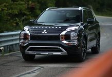 2 кращі автомобілі бренду Mitsubishi за всі роки існування компанії Mitsubishi Outlander PHEV 2023