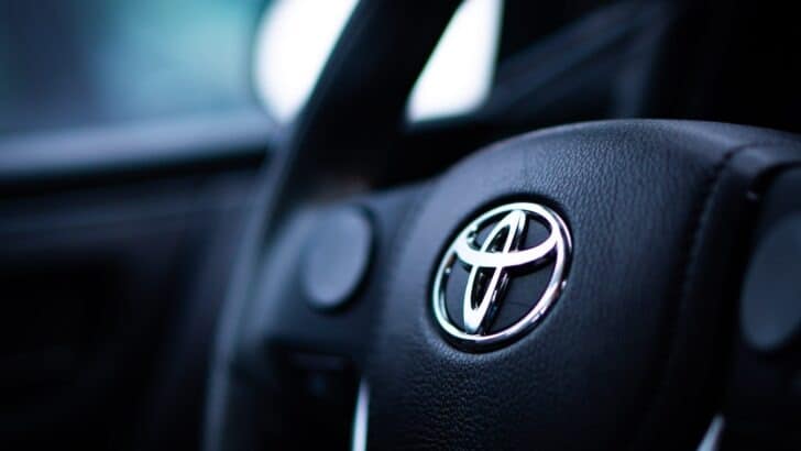Названо переоцінені моделі Toyota, які вважаються надійними, але такими не є Toyota