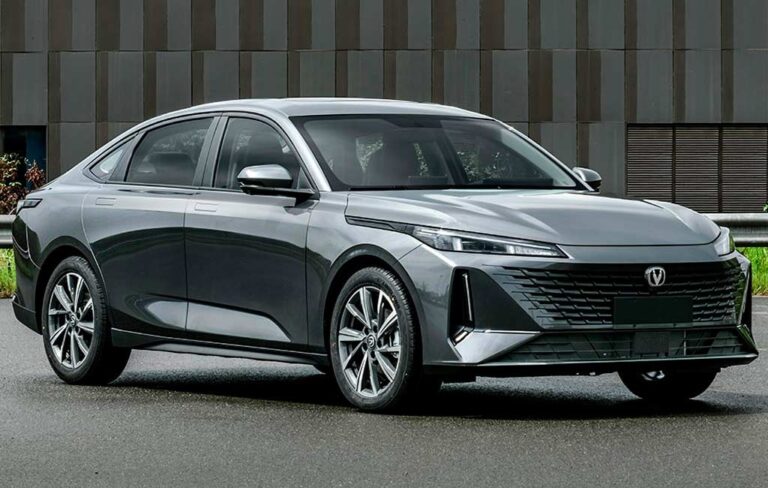 У Changan з’явився новий седан вартістю 14300 доларів