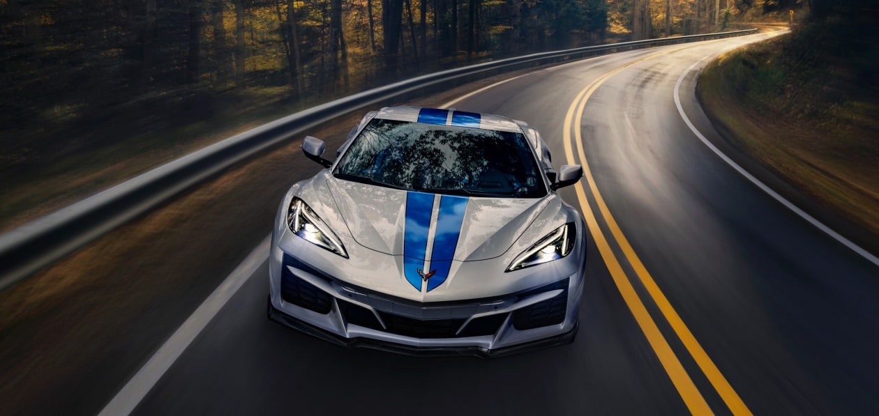 Chevrolet Corvette став повнопривідним гібридом у 70 років Chevrolet Corvette E-Ray