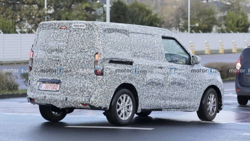 Ford Transit Courier 2023