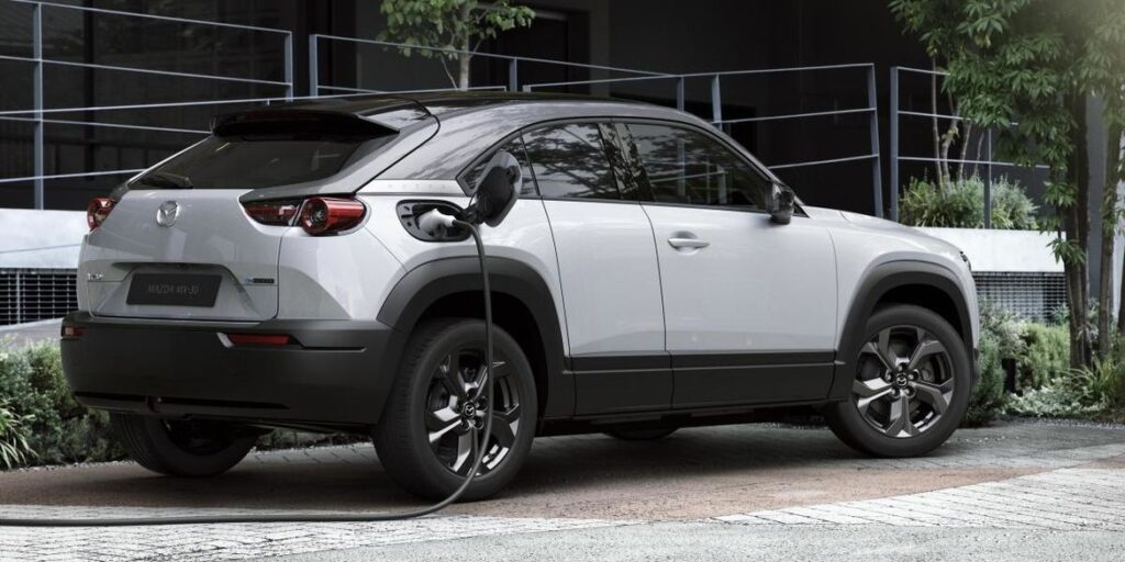 Mazda MX-30 гібрид