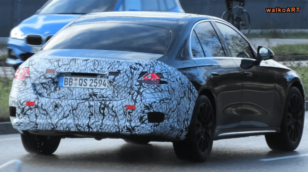 Mercedes-Benz E-Class 2023