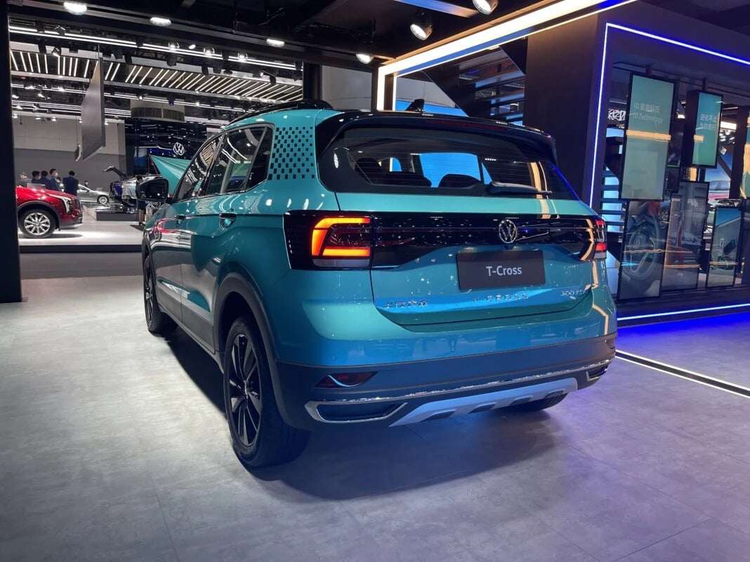 Компанія Volkswagen презентувала спортивний T-Cross 2023 року з новим 1,5-літровим турбомотором Volkswagen T-Cross 2023