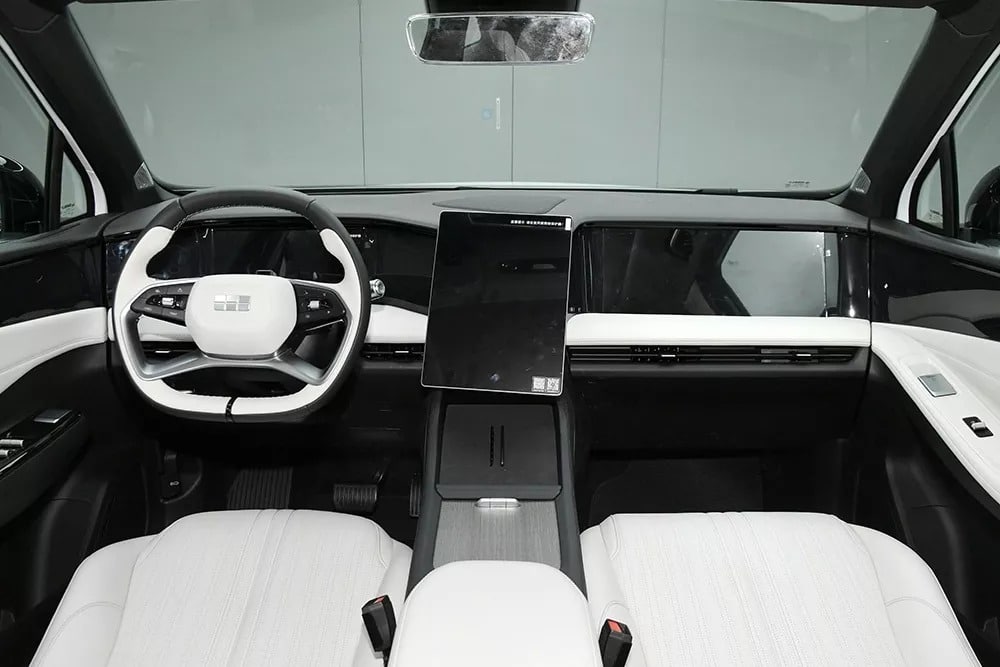 Geely Galaxy L7