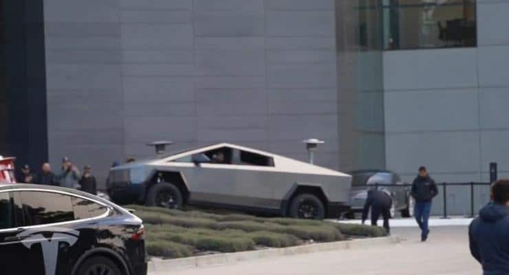 Tesla Cybertruck
