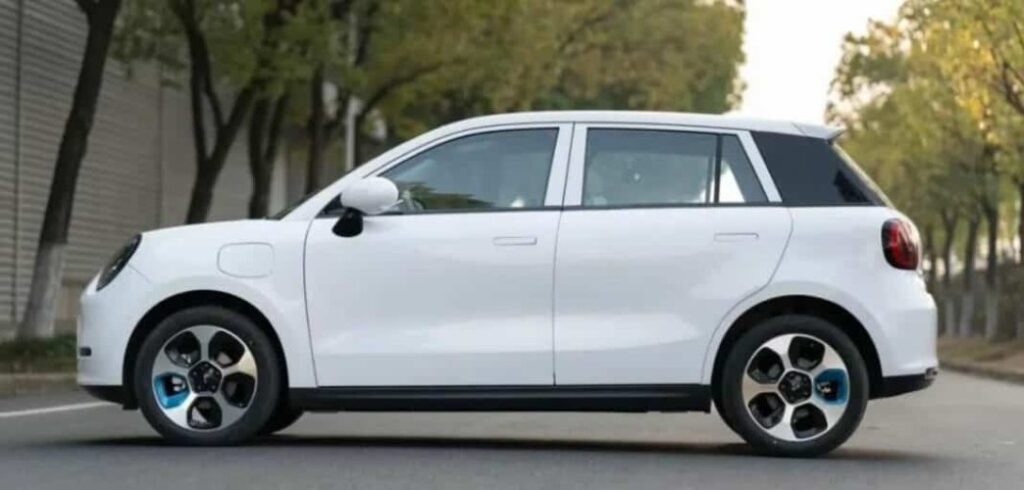 JAC EV3