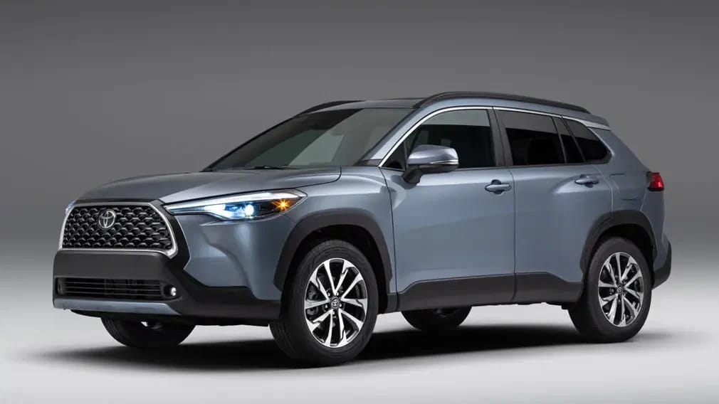 Стало відомо, яким буде кросовер Toyota Corolla Cross 2024 модельного року Toyota Corolla Cross 2024