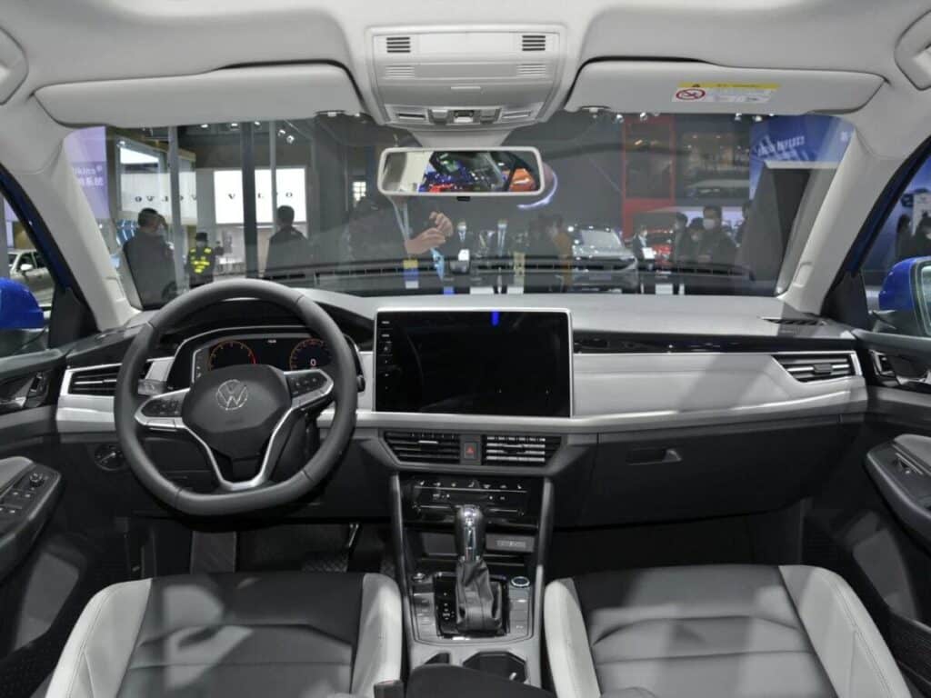 Volkswagen Bora 2023