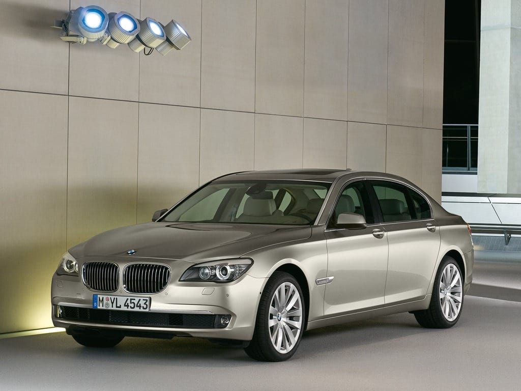 BMW 7 Series F01 2010