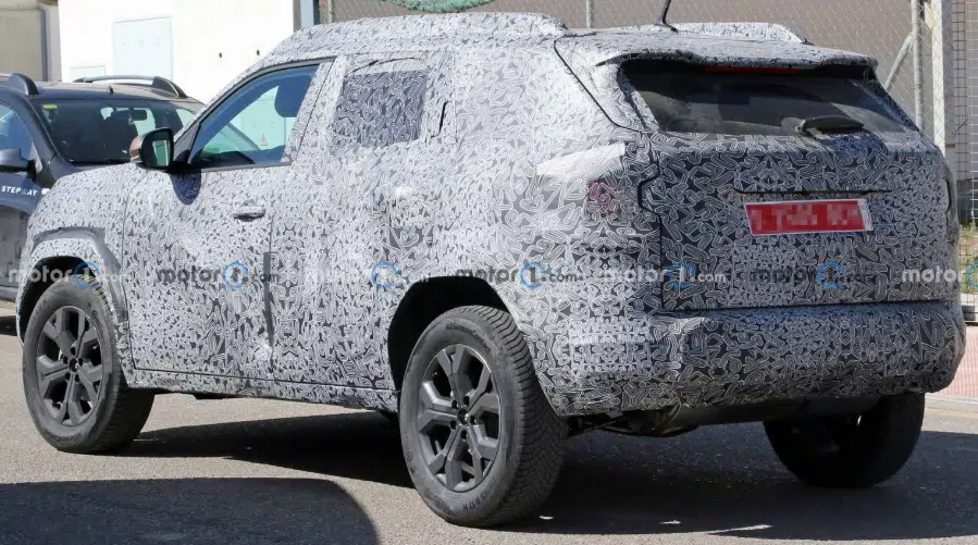 В середині листопада Dacia презентує абсолютно новий кросовер Duster