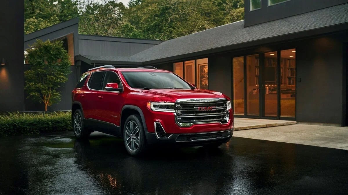 2 кращі автомобілі бренду GMC за всі роки існування компанії GMC Acadia 2023