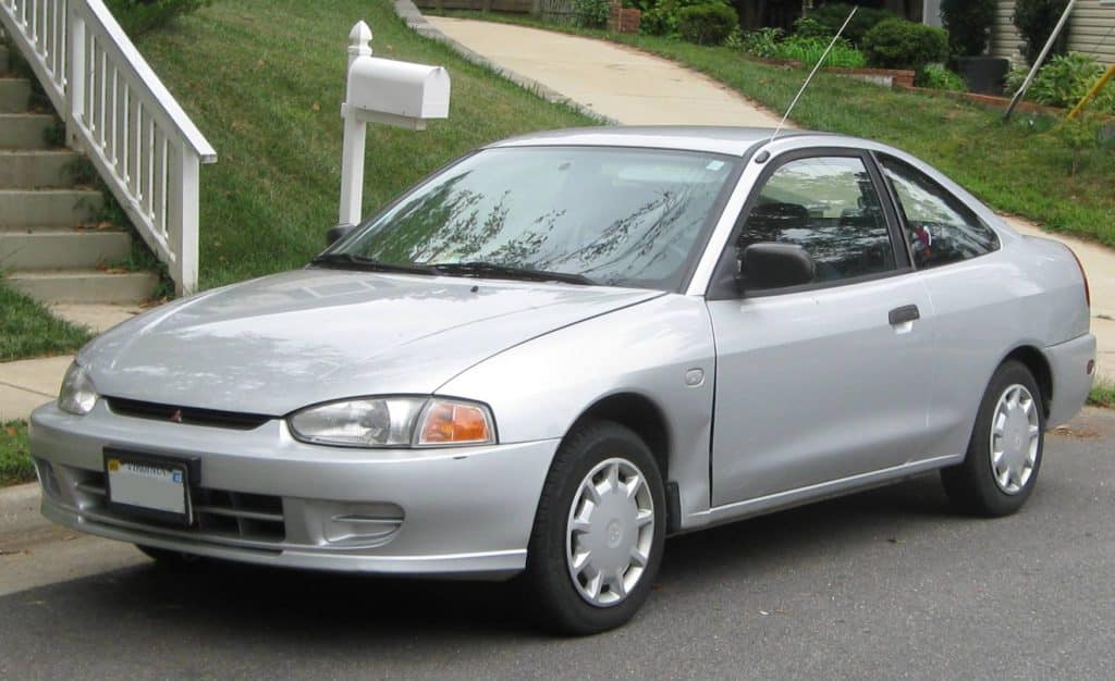 Mitsubishi Mirage 2000