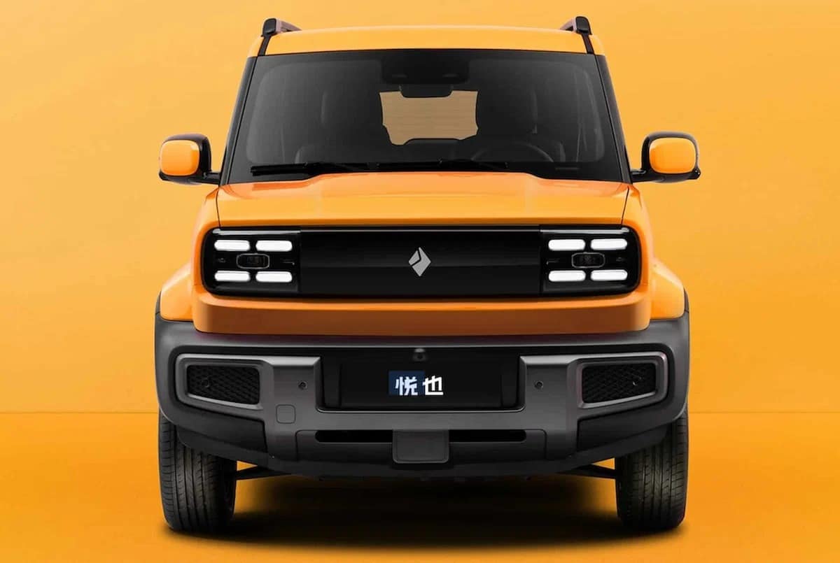 Китайський аналог Suzuki Jimny отримав дисплей на кузові у стилі Apple Watch Baojun Yep Apple Watch