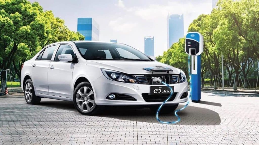 BYD E5