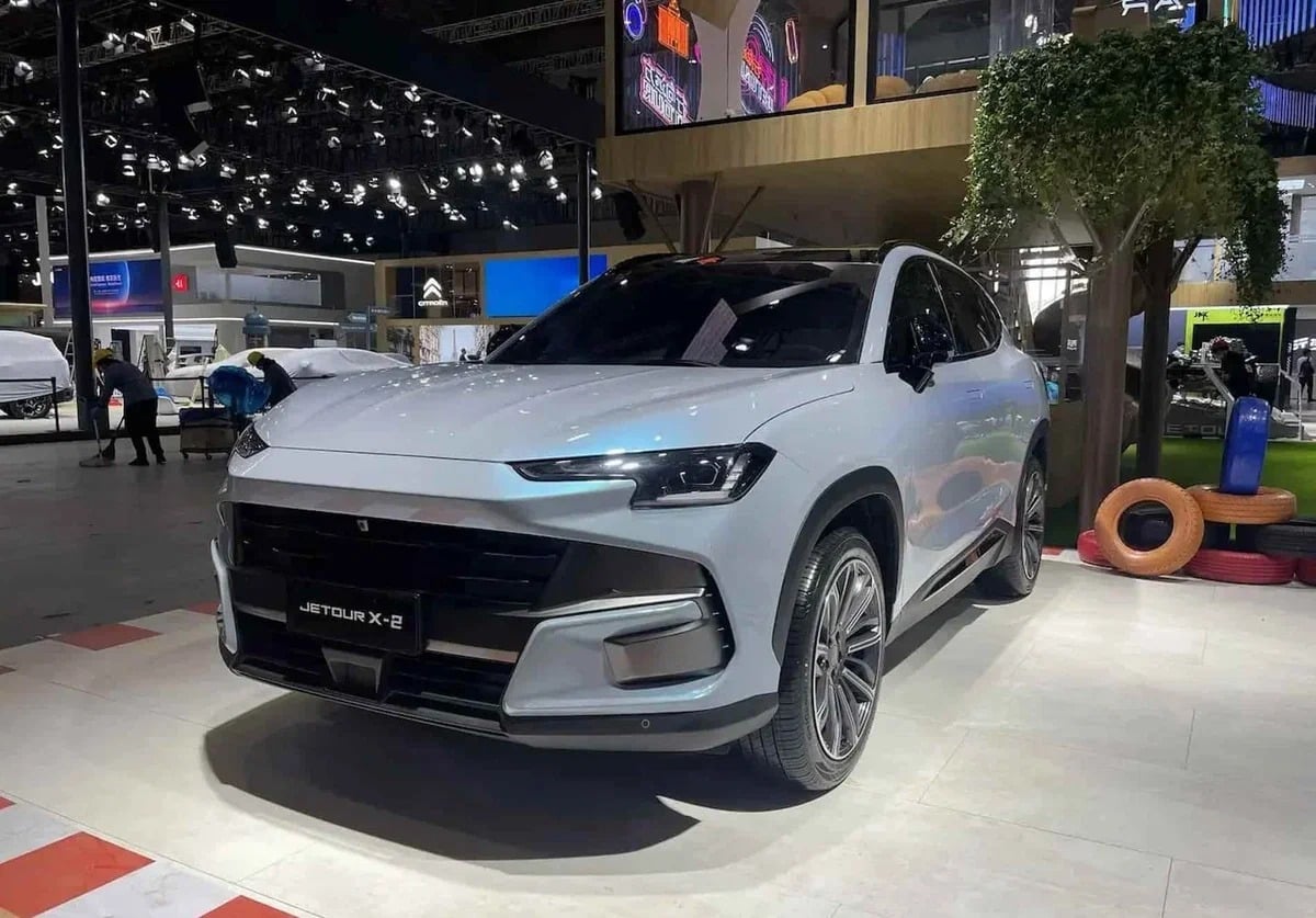 У Китаї показали головного конкурента Kia Sportage та Toyota RAV4: це кросовер Jetour X-2 Jetour X-2