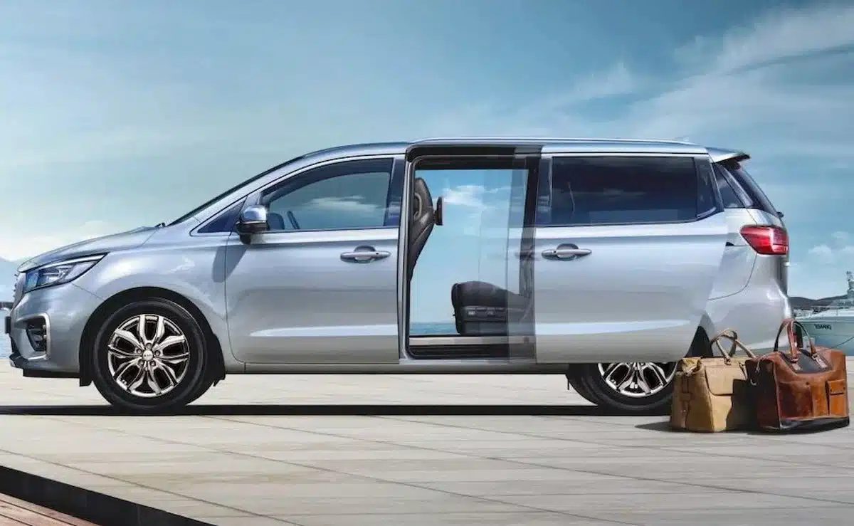Оновлений KIA Carnival знову провалив краш-тест KIA Carnival