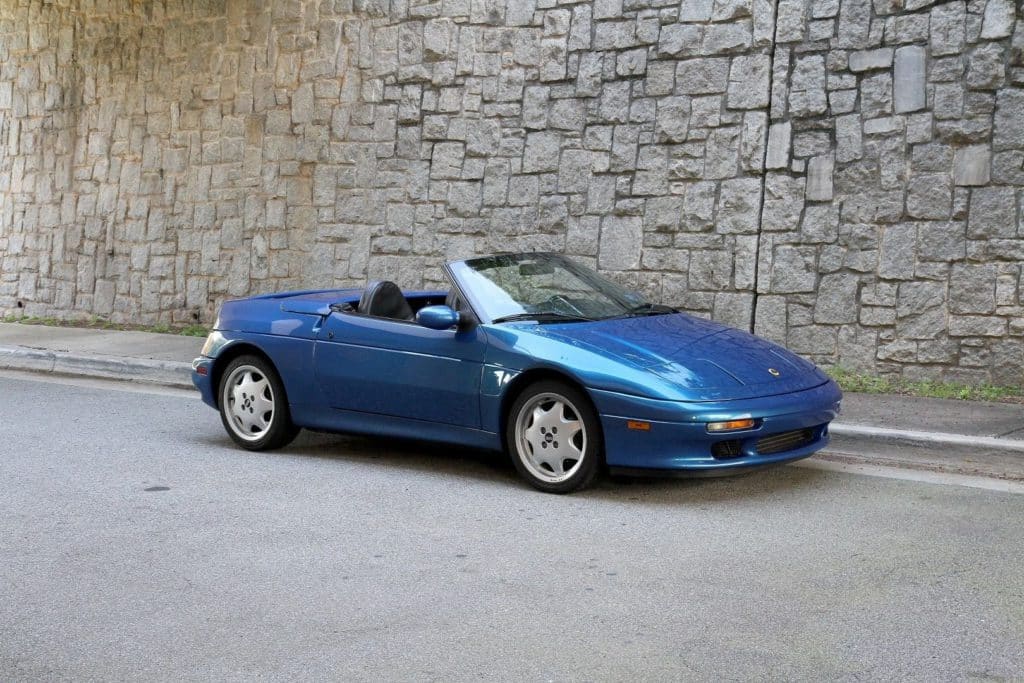 Lotus Elan M100
