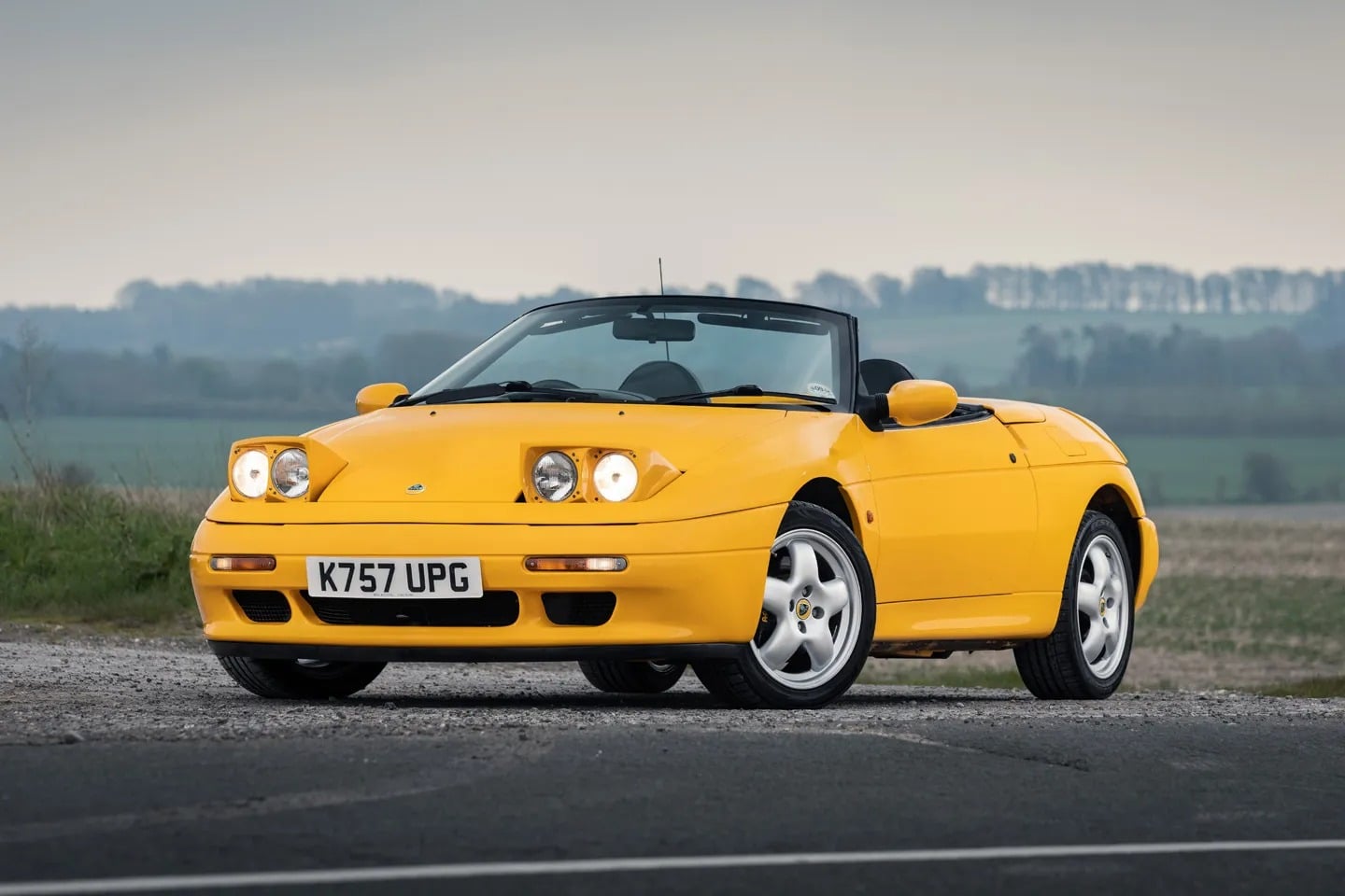 3 найгірші автомобілі бренду Lotus за всі роки існування компанії Lotus Elan M100