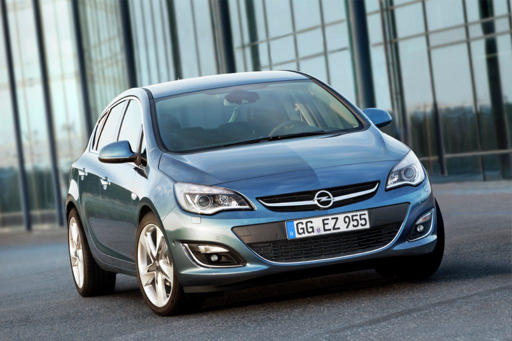 Opel Astra 2009-2015